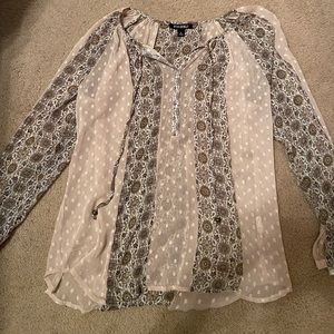 Roz and Ali Beige and White Pattered Sheer Blouse